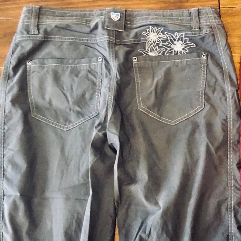 Size 6 Kuhl brand capris